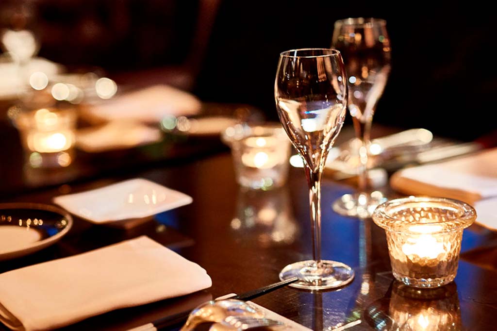 個室のご利用 プラン リストランテ マンジャーレ 伊勢山 公式 横浜 桜木町を一望するイタリアンレストラン